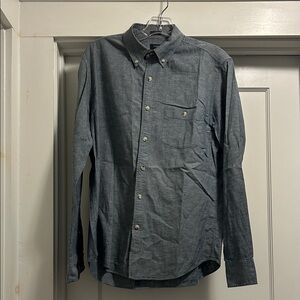 J. Crew Slim Chambray Casual Button-Down Men’s Shirt - Size Medium